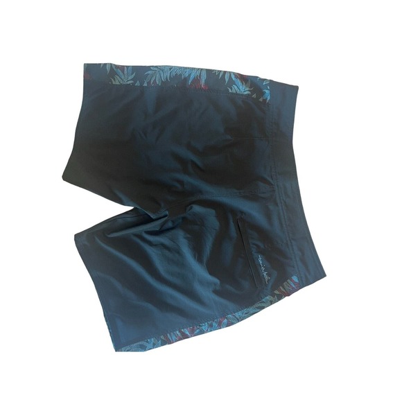Travis Matthew Board Shorts Mens 32 Swim Trunks Navy w/ Hawaiian Pattern On Side - Picture 2 of 5